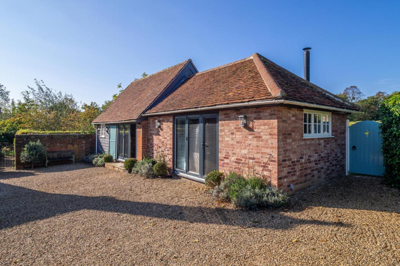 Romantic Cottage In Pretty Village With Great Pubs - Stoke Cartlodge Colchester Exterior photo